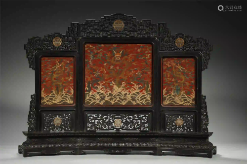 CHINESE GILT-LACQUERED ZITAN SCREEN