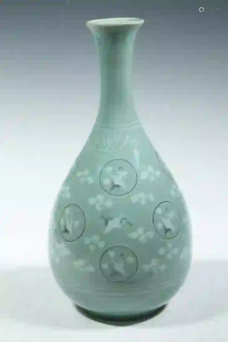 KOREAN CELADON FLYING CRANES VASE