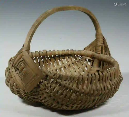 EARLY 20TH C. WOVEN SPLINT BUTTOCKS BASKET