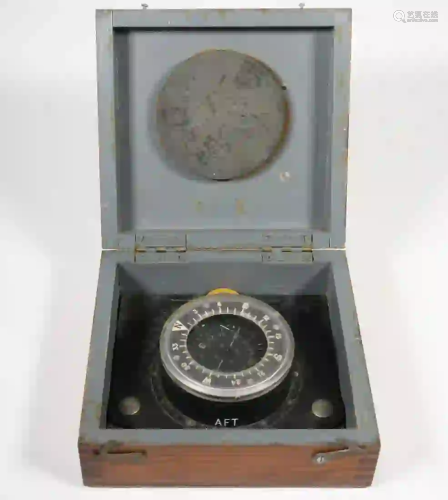CASED SHIP'S COMPASS