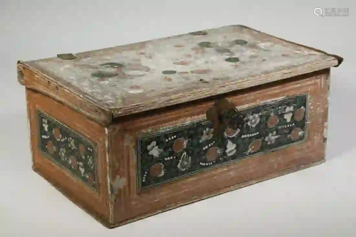 EASTERN EUROPEAN PAINTED BOX WITH 17TH C. PAINTINGS OF