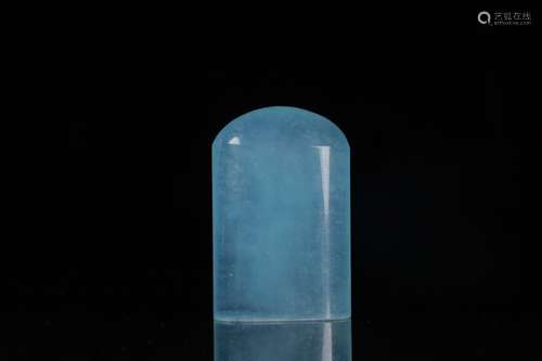 An Aquamarine Seal