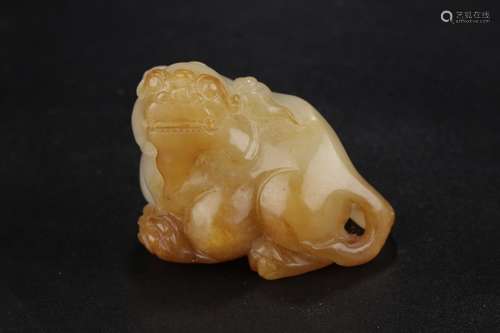 A Hetian Jade Beast Hand Piece