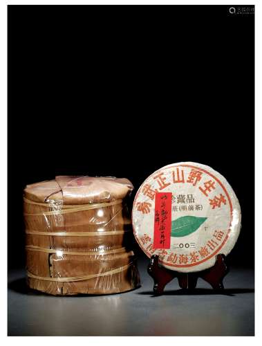 二〇〇三年•勐海茶厂一片叶青饼（生茶）