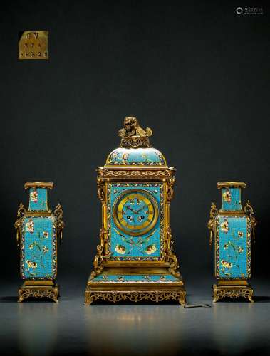 1880年制 加布里埃尔•维尔多珐琅鎏金三件套钟
