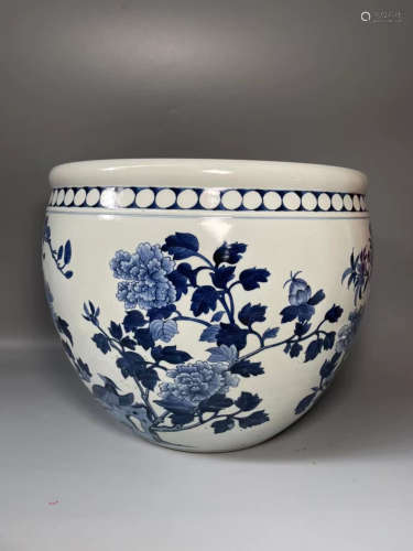 Chinese Blue And White Porcelain Water Washer With Pattern Of Flower