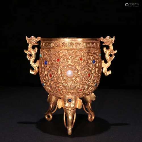 A Gilt Bronze Vessel Embed Gems