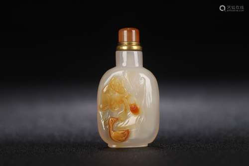 An Agate Snuff Bottle