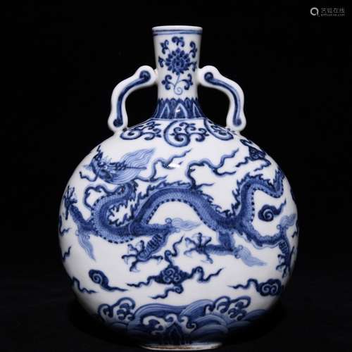 A Porcelain Blue&White Dragon Oblate Vase