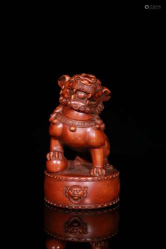 A Boxwood Lion Ornament