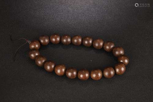 An Agarwood Bracelet