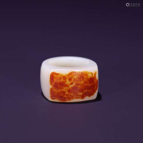 A Hetian Jade Thumb Ring