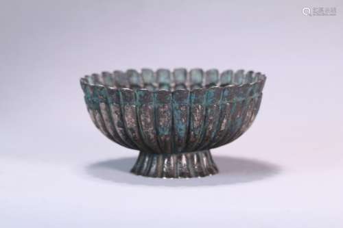 A Silver Floral Carving Bowl