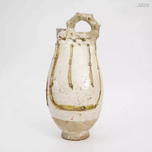 A White-glazed Bagging Pot, Liao Dynasty