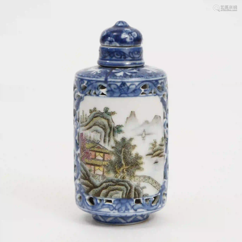 A Blue and White and Famille Rose Snuff Bottle,
