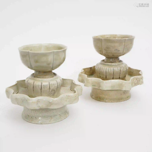 A Pair of Jingdezhen-kiln Flower Mouth Bowl and