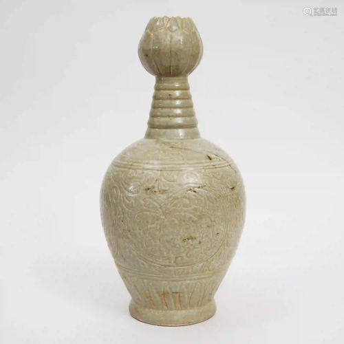 A Green-glazed Lotus Vase, Song Dynasty