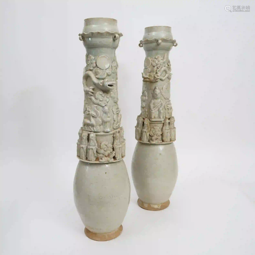 A Pair of Blue and White Porcelain Cylinder Bottles,