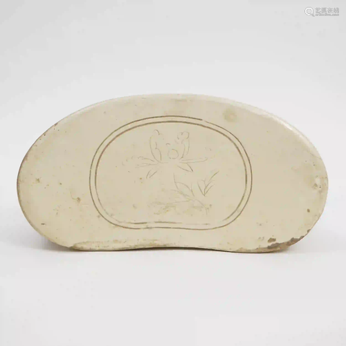 A Porcelain Pillow, Song Dynasty