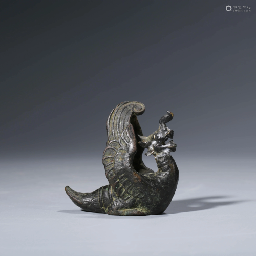 A CHINESE BRONZE PHOENIX STATUE