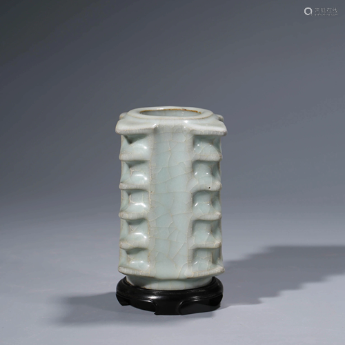 A CHINESE LONGQUAN KILN PORCELAIN CONG VASE