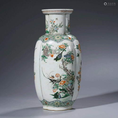 A CHINESE FAMILLE ROSE LOBED BIRDS&FLOWER PORCELAIN