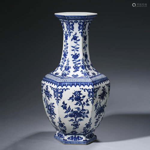A CHINESE BLUE & WHITE WRAPPED HEXAGONAL PORCELAIN