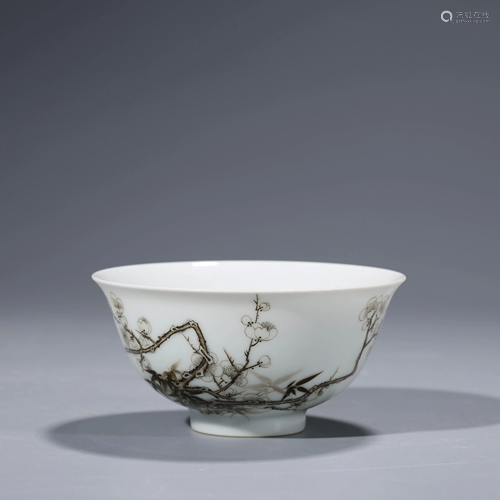 A CHINESE PORCELAIN BOWL WITH YONGZHENG MARK