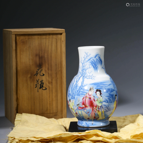 A CHINESE ENAMEL PORCELAIN VASE & BOX, QIANLON…