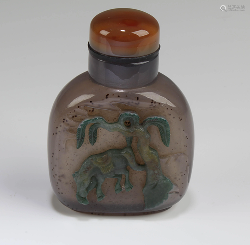 Chinese Agate Snuff Bottle