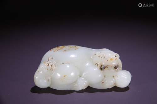 A Hetian Jade Beast Ornament