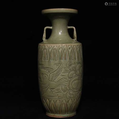 A Porcelain Yaozhou Kiln Vase