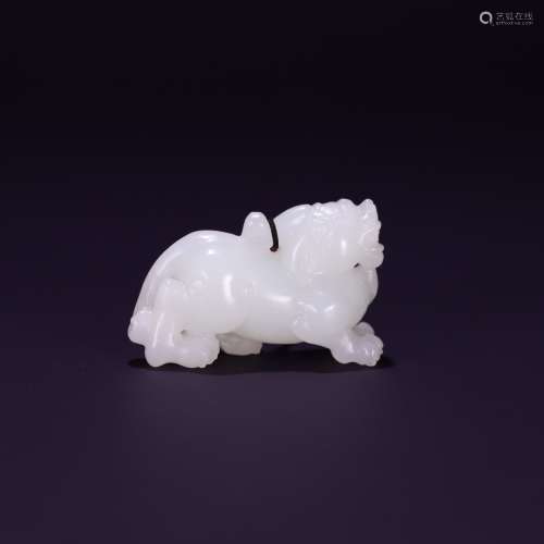 A Hetian Jade Beast Ornament