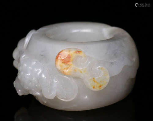 HETIAN JADE CARVED RING