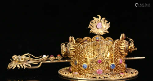 GILT SILVER CASTED CROWN