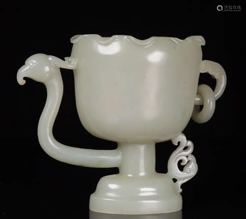 HETIAN JADE CARVED PHOENIX PATTERN CUP