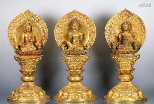 SET OF GILT BRONZE CASTED BUDDHA STATUE