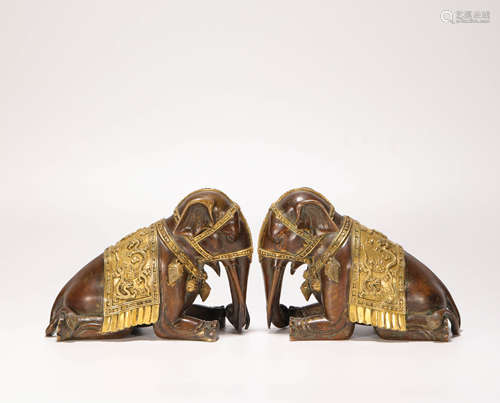 A Pair of Copper and Golden Statue from Qing清代銅鎏金像一對