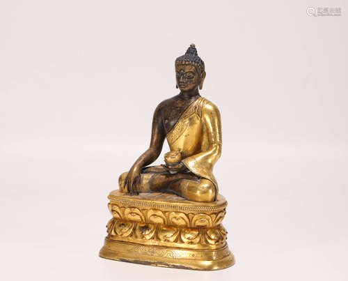 Copper and Golden Sakyamuni Staute from Qing清代銅鎏金釋迦摩尼佛