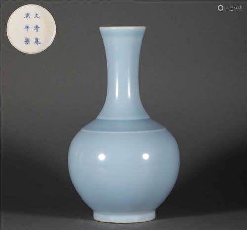 Blue Glazed Neck Vase from Qing清代天藍釉長頸瓶