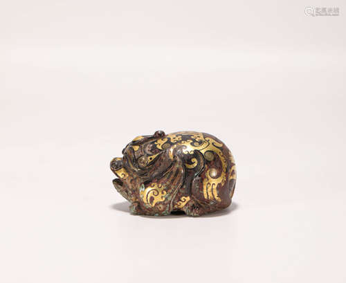 Bronze and Gilding Beast from Han漢代青銅措金鎮獸