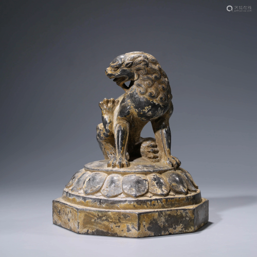 A CHINESE STONE LION