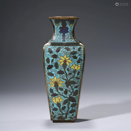 A CHINESE CLOISONNE ENAMEL VASE MARKED JING TAI