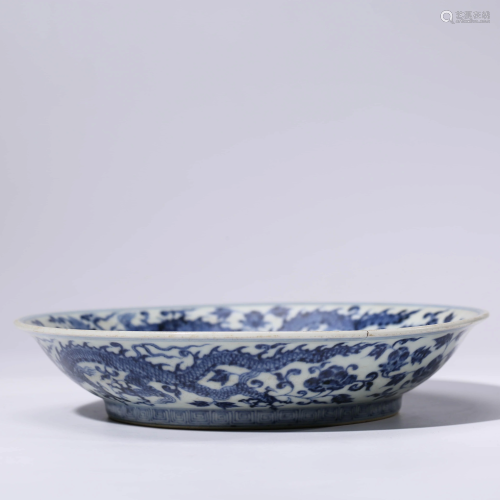 A CHINESE BLUE & WHITE PORCELAIN DRAGON DISH MARKED