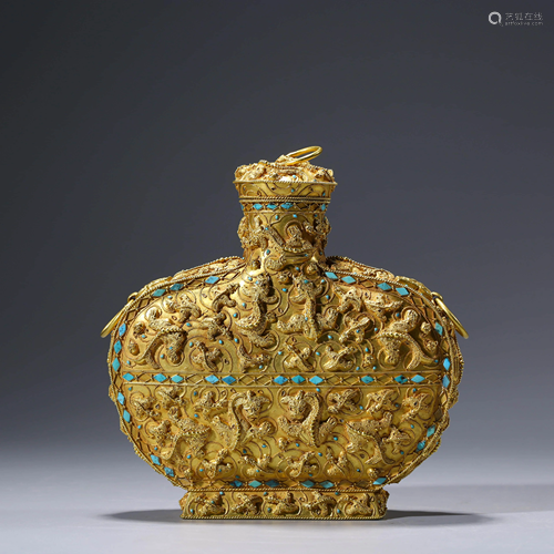 A CHINESE GOLD MOON VASE