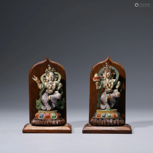 A PAIR OF CHINESE BUDDHAS