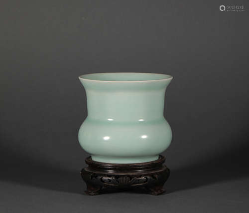 Green Kiln Vase from Ming明代青瓷扎鬥