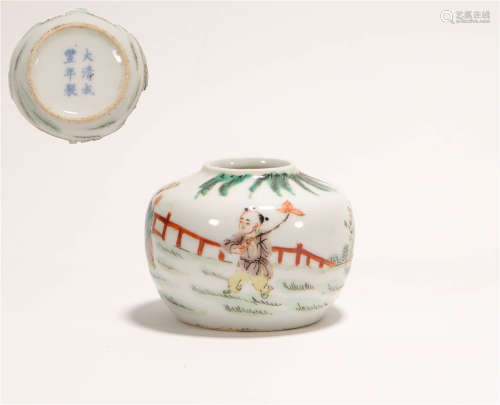 Pink Glazed Human Water Container from Qing清代粉彩人物水盂