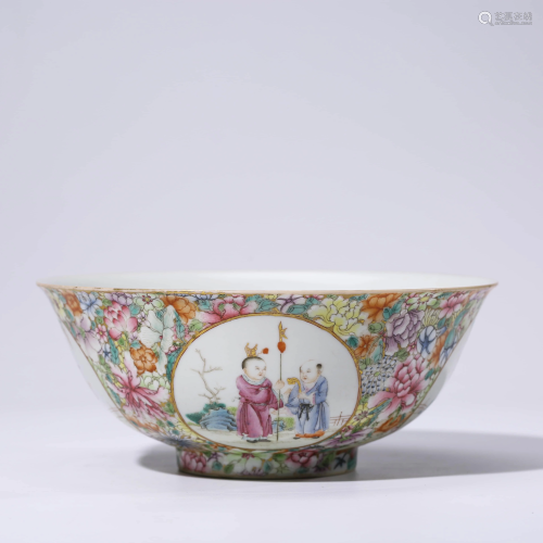 A CHINESE FAMILLE ROSE PORCELAIN BOWL MARKED QIAN L…