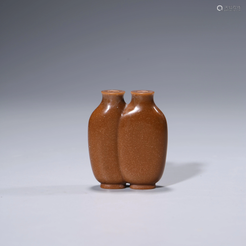 A CHINESE GOLDSTONE TWIN SNUFF BOTTLE